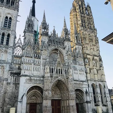 Saint Nicaise - Centre Historique De דירה רואן